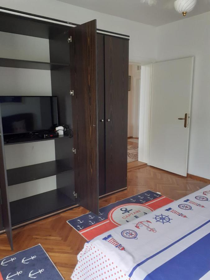 Guest House Cvoro تْشيرسيك نوفي المظهر الخارجي الصورة