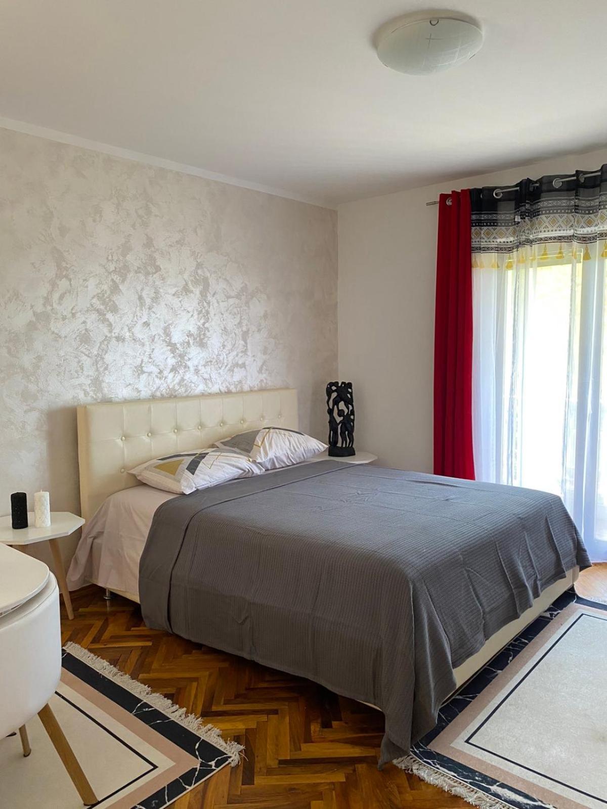 Guest House Cvoro تْشيرسيك نوفي الغرفة الصورة