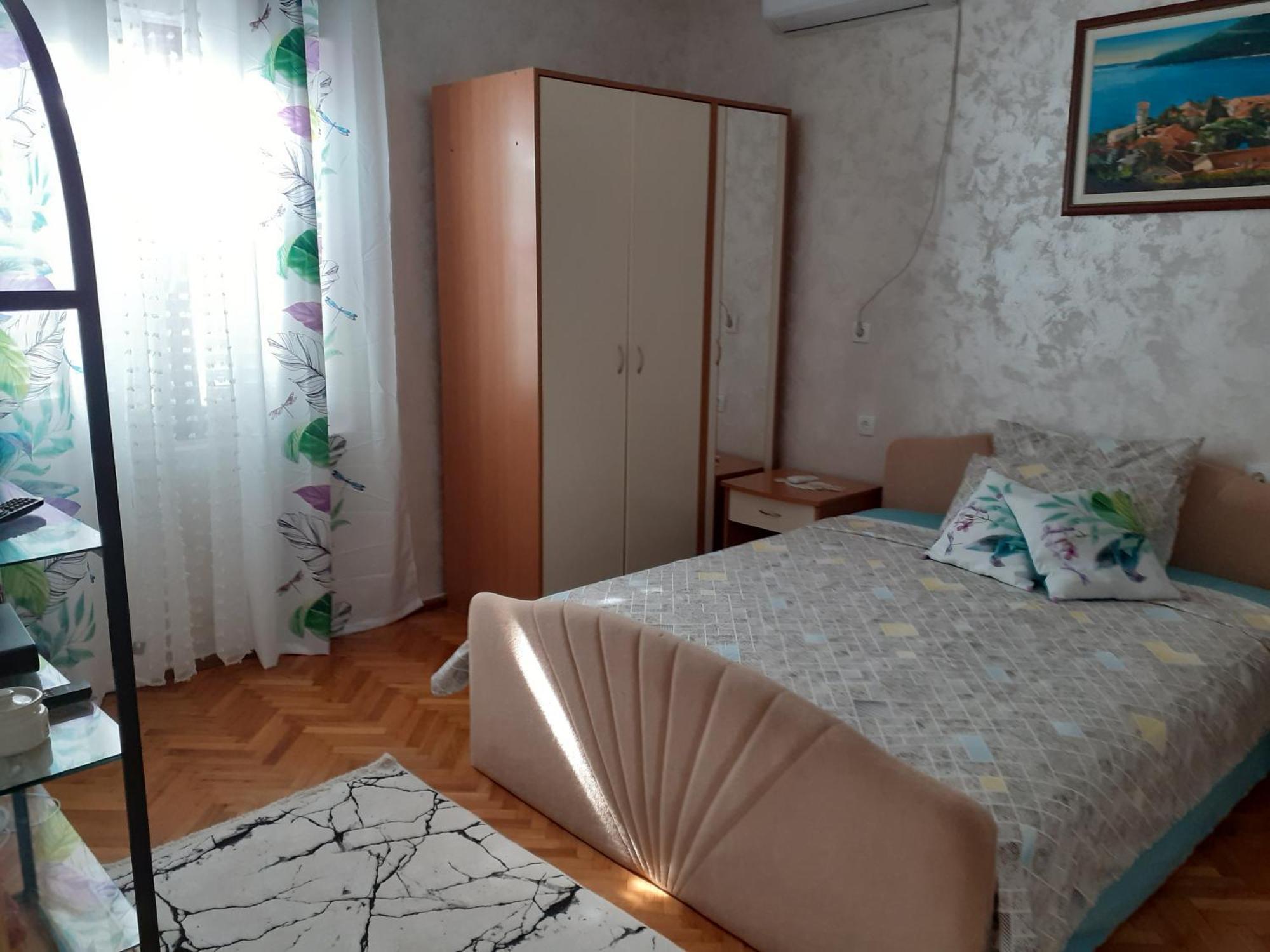 Guest House Cvoro تْشيرسيك نوفي الغرفة الصورة