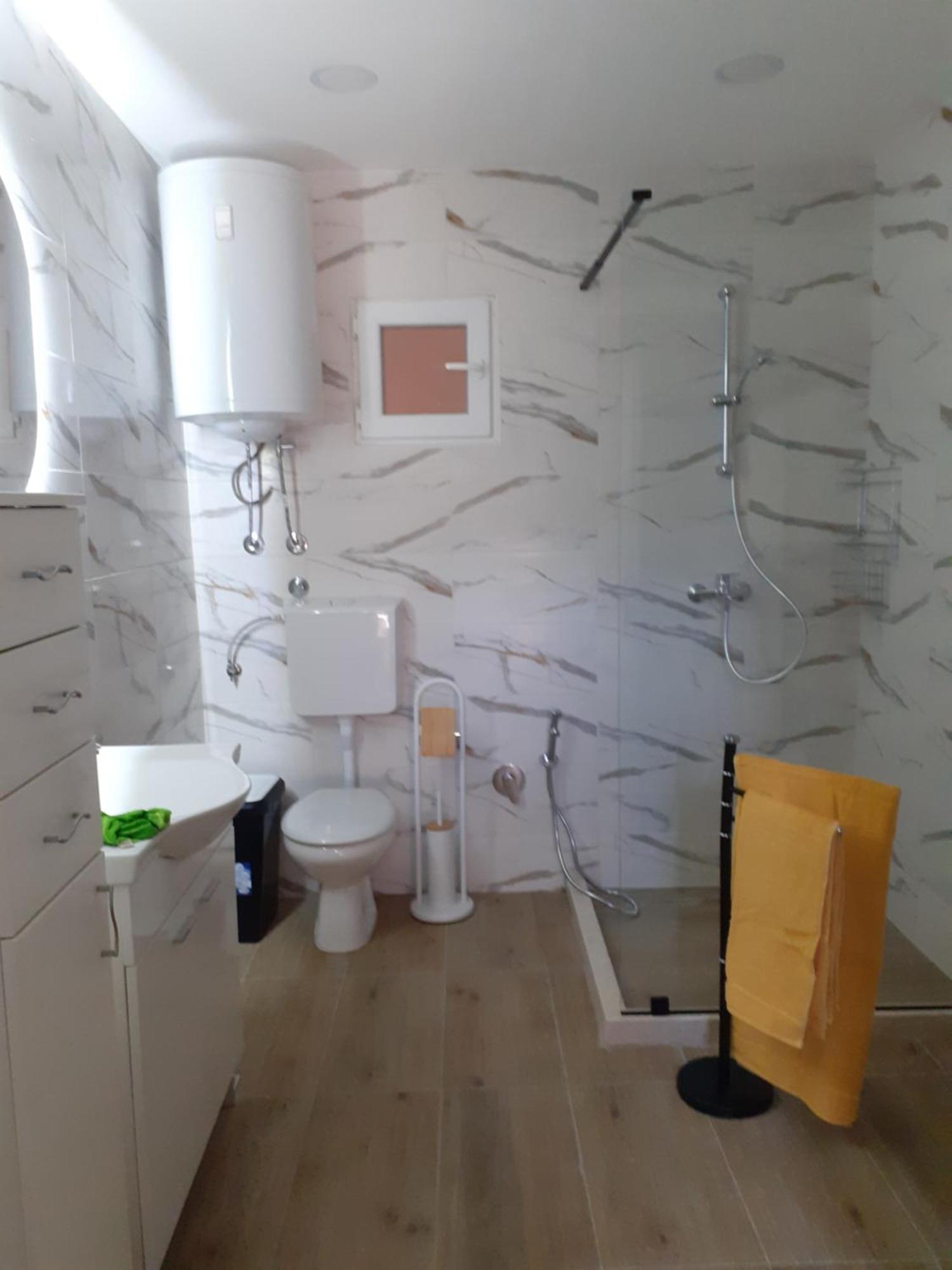 Guest House Cvoro تْشيرسيك نوفي المظهر الخارجي الصورة