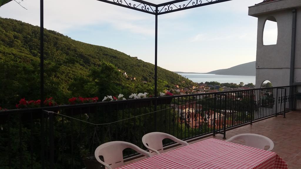 Guest House Cvoro تْشيرسيك نوفي المظهر الخارجي الصورة